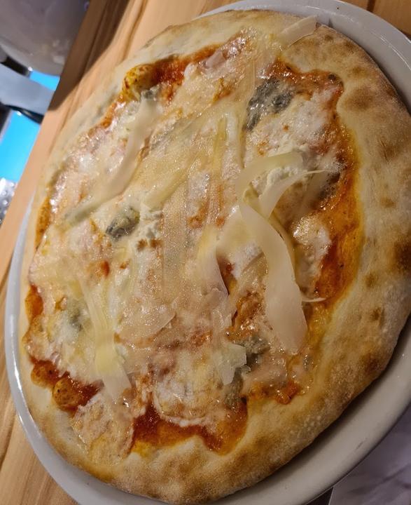 Giglio Ristorante & Pizzeria